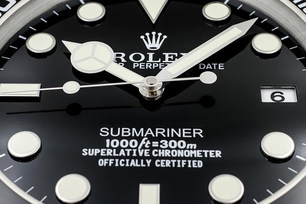 ROLEX SUBMARINER-STYLE LUXURY WALL CLOCK (35 CM)