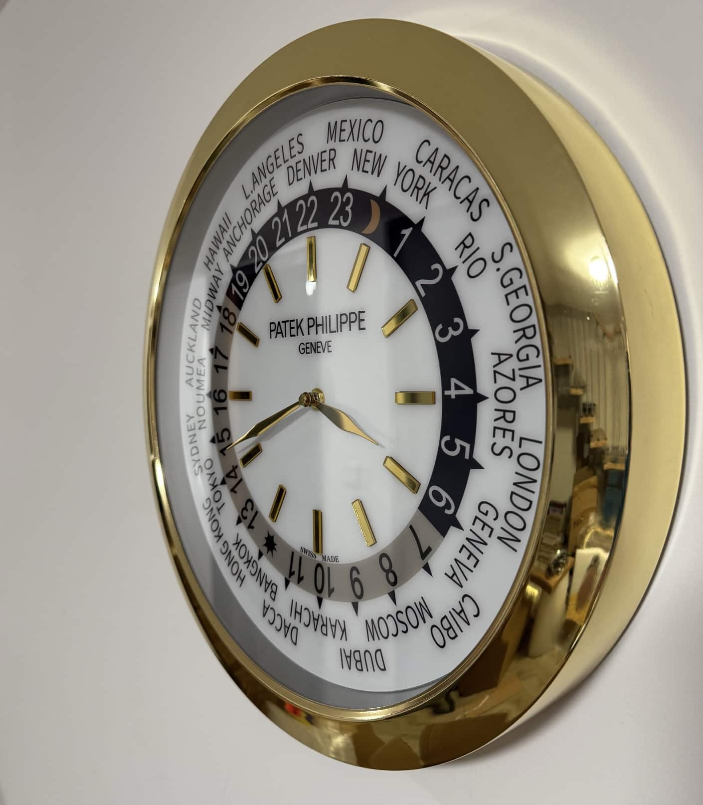PATEK PHILIPPE GOLD AND WHITE CITY XL DELUXE METAL WALL CLOCK (35 CM)