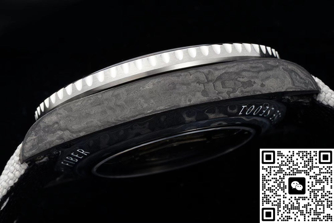 Rolex GMT Master DIW Factory V2 Carbon Fiber Dial