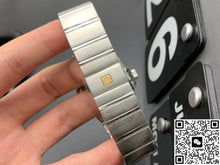 Omega Constellation 123.10.35.20.02.001 VS Factory Date display