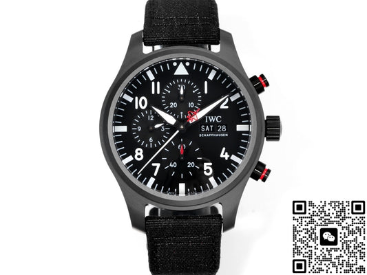 IWC Pilot IW389104 Ceramic case Week display
