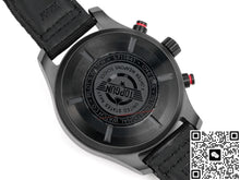IWC Pilot IW389104 Ceramic case Week display