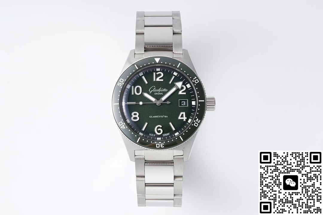Glashutte Spezialist SeaQ 1-39-11-13-83-70 RXW Factory Date Display