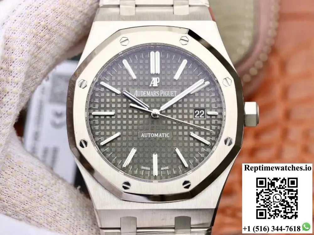 Audemars Piguet Royal Oak 15400ST.OO.1220ST.04 JF Factory Black Dial - Watches