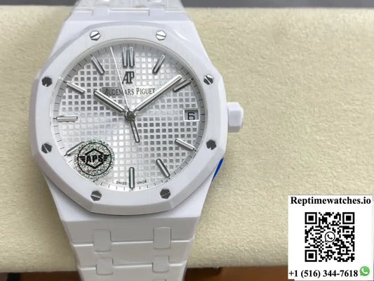 Audemars Piguet Royal Oak 15500 APS Factory Date Display