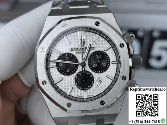 Audemars Piguet Royal Oak 26331ST.OO.1220ST.03 APW Factory date display