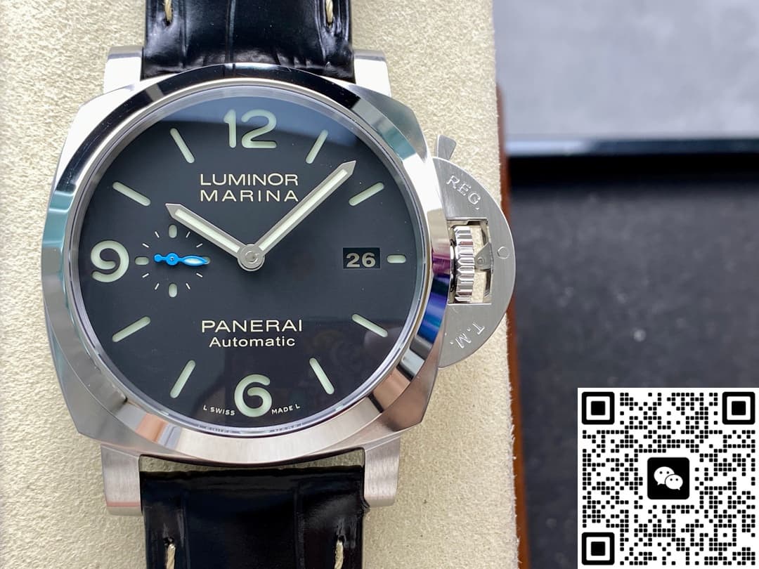 Panerai Luminor PAM01312 VS Factory Date Display