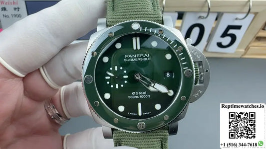 Panerai Submersible PAM01287 VS Factory Date Display