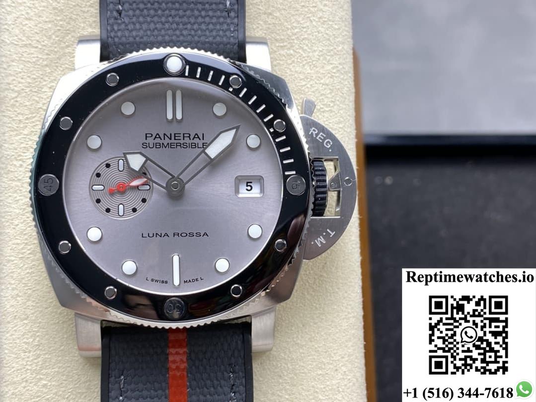 Panerai Submersible Pam01681 Vs Factory Date Display-Rep Time Watches