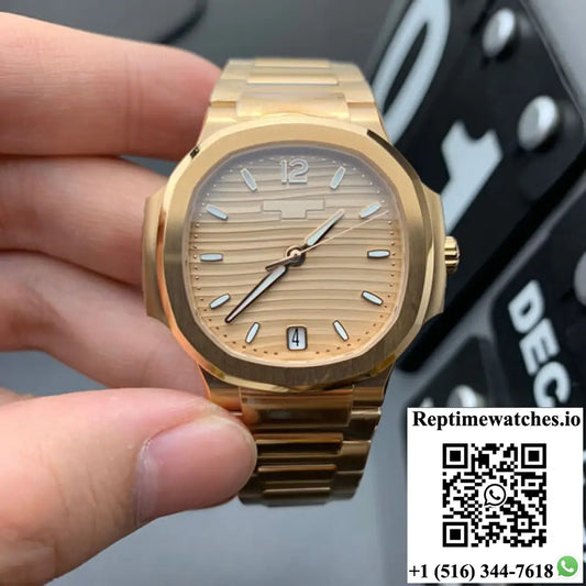 Patek Philippe Nautilus 7118/1R-010 3K Factory Rose Gold - Watches