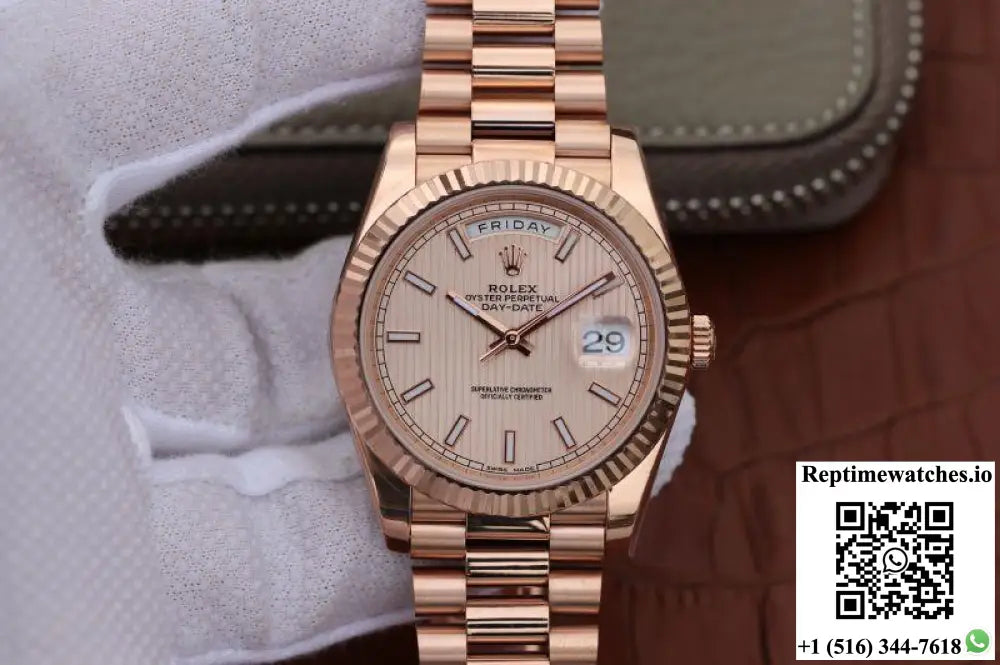 Rolex Day Date II 228235 40mm EW Factory Rosegold Dial - Watches