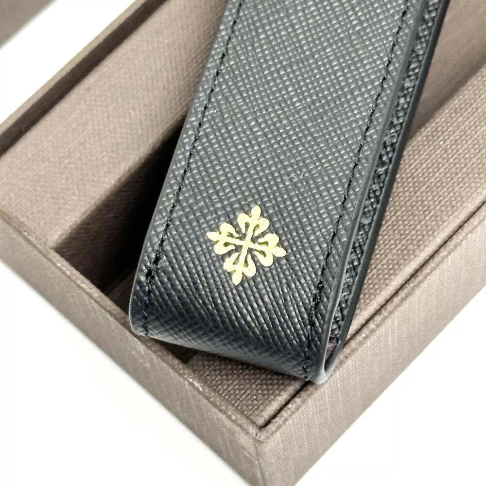 PATEK PHILIPPE SAFFIANO LEATHER PEN POUCH FOR VIP GIFT | CALATRAVA