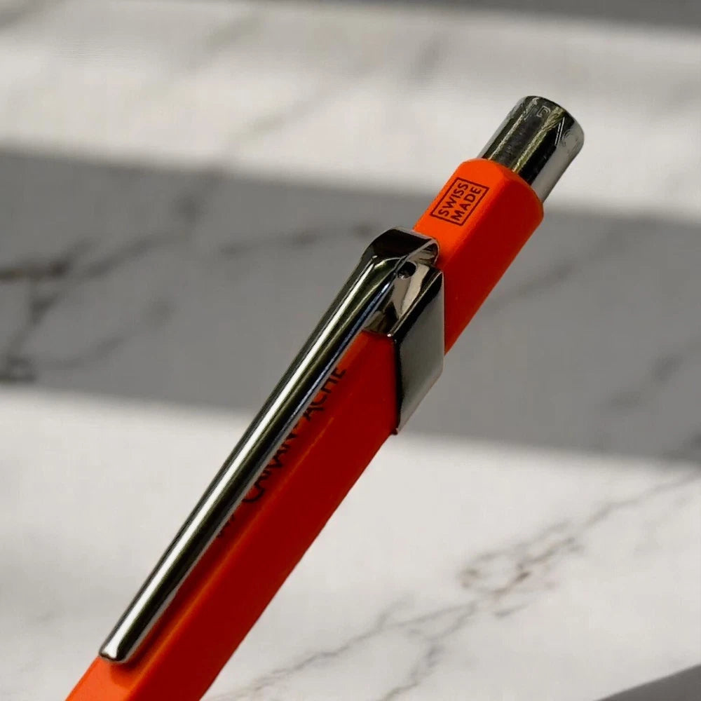 ROGER DUBUIS X CARAN D’ACHE BALLPOINT PEN SET –| ORANGE & GREEN