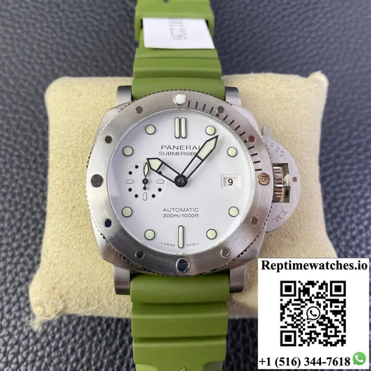 SBF Panerai Submersible PAM01226 VS Factory Green Strap - Watches