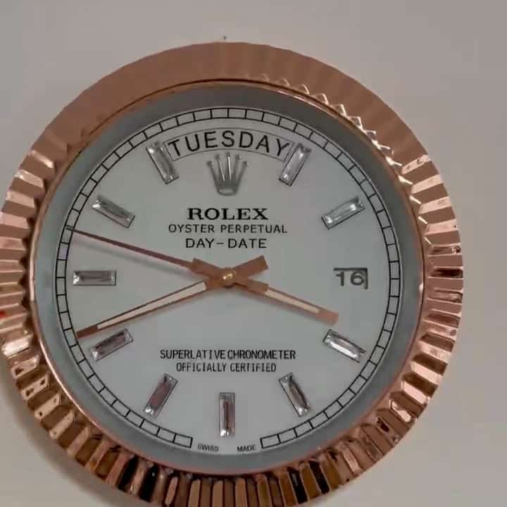 DAY DATE – ROSE GOLD CHROME – WHITE 35 CM DELUXE METAL WALL CLOCK