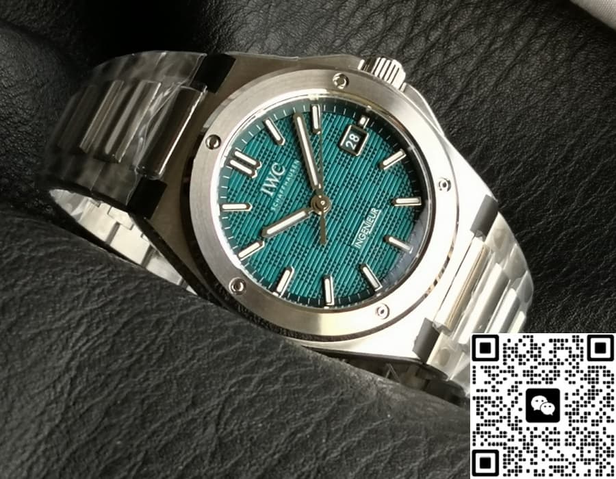 IWC Engineer IW328903 V7 Factory Date Display