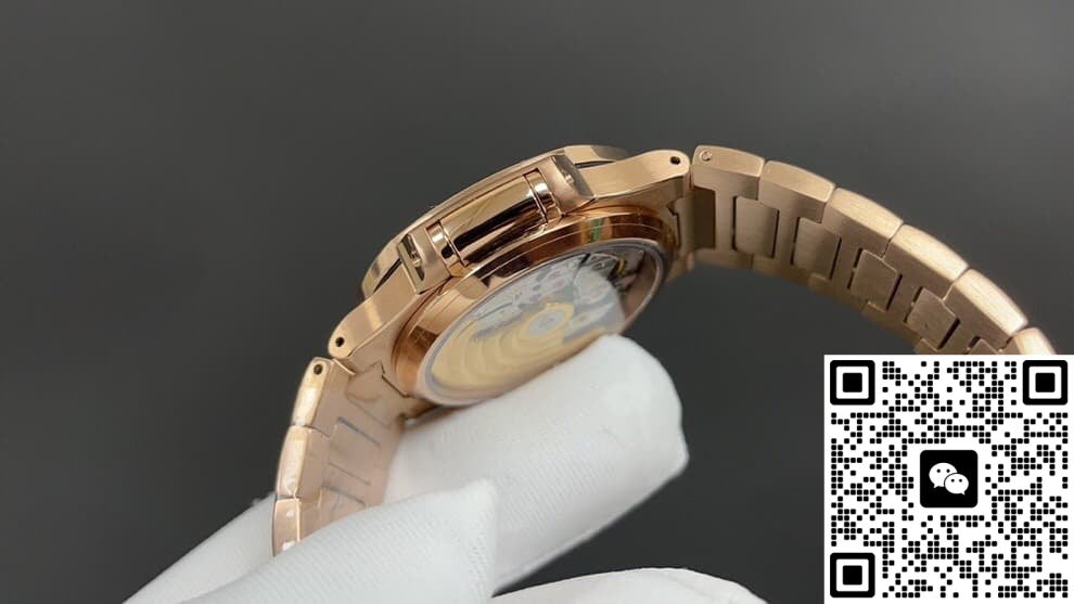 Patek Philippe Nautilus 7118/1300R-001 GR Factory Rose Gold