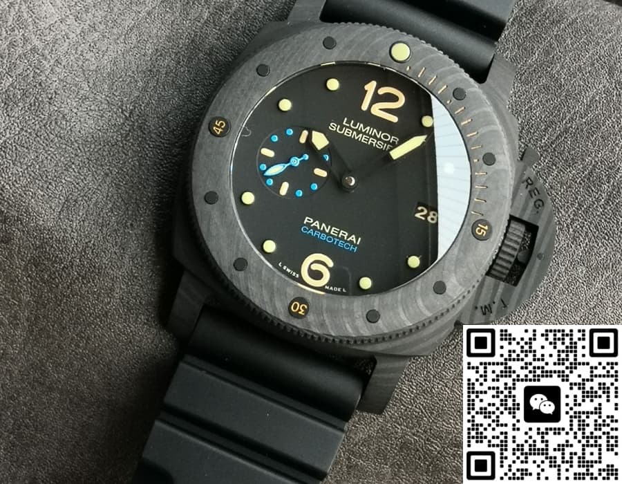 Panerai Submersible PAM00616 VS Factory Titanium