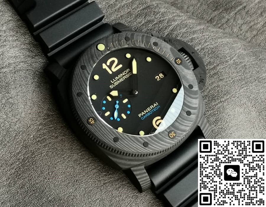 Panerai Submersible PAM00616 VS Factory Titanium