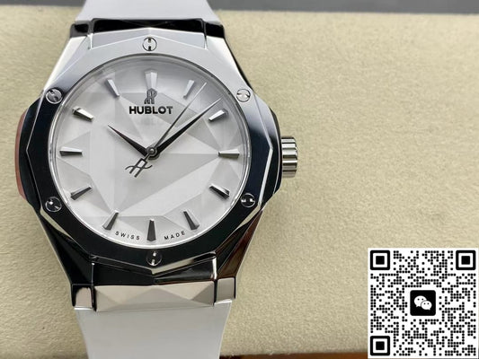 Hublot Classic Fusion 550.NS.2200.RW.ORL20 HB Factory White Dial