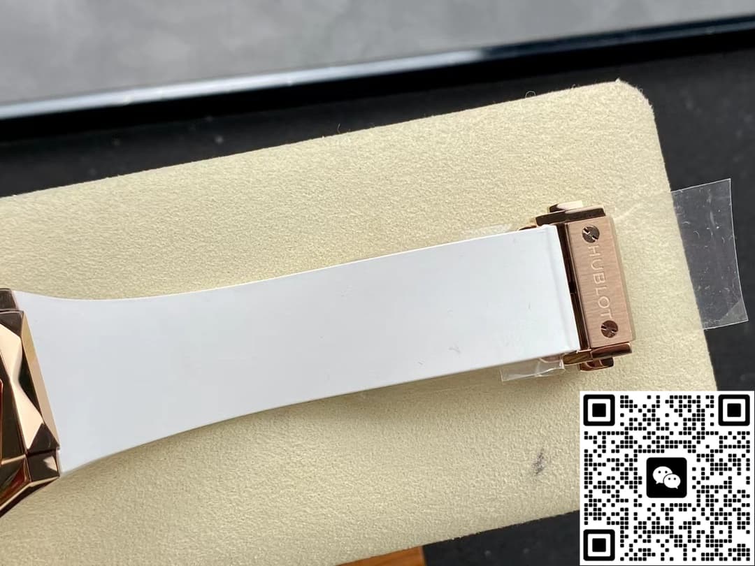 Hublot Classic Fusion 550.OS.2200.RW.ORL20 HB Factory 18K King Gold