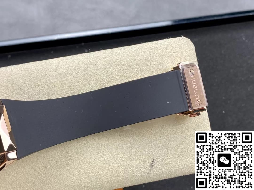 Hublot Classic Fusion 550.OS.1800.RX.ORL19 HB Factory Black Dial