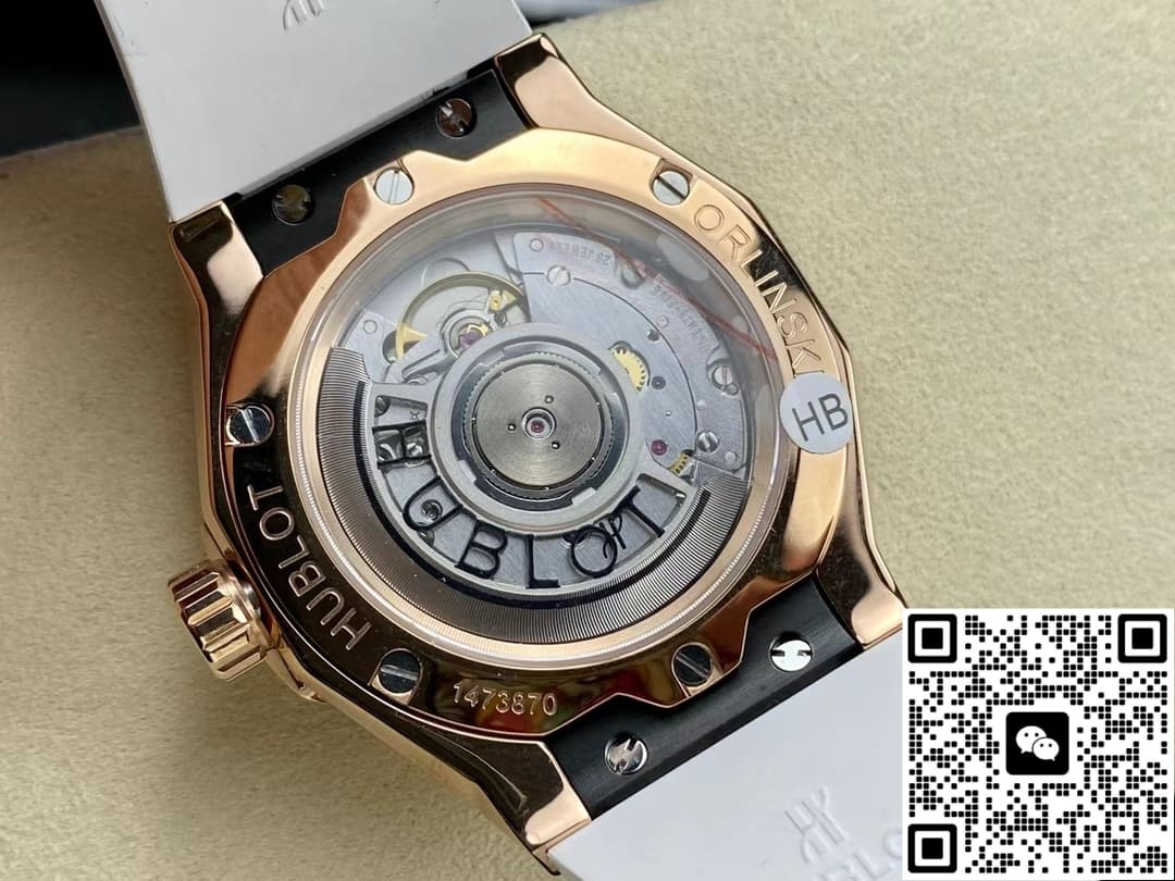 Hublot Classic Fusion 550.OS.2200.RW.1804.ORL20 HB Factory Rubber Strap