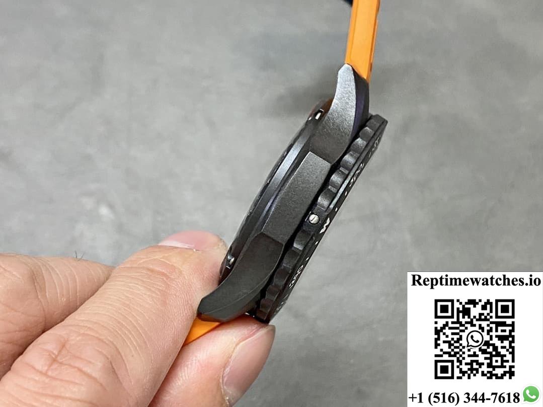 Breitling Professional X82310A51B1S1 Rubber Strap-Rep Time Watches