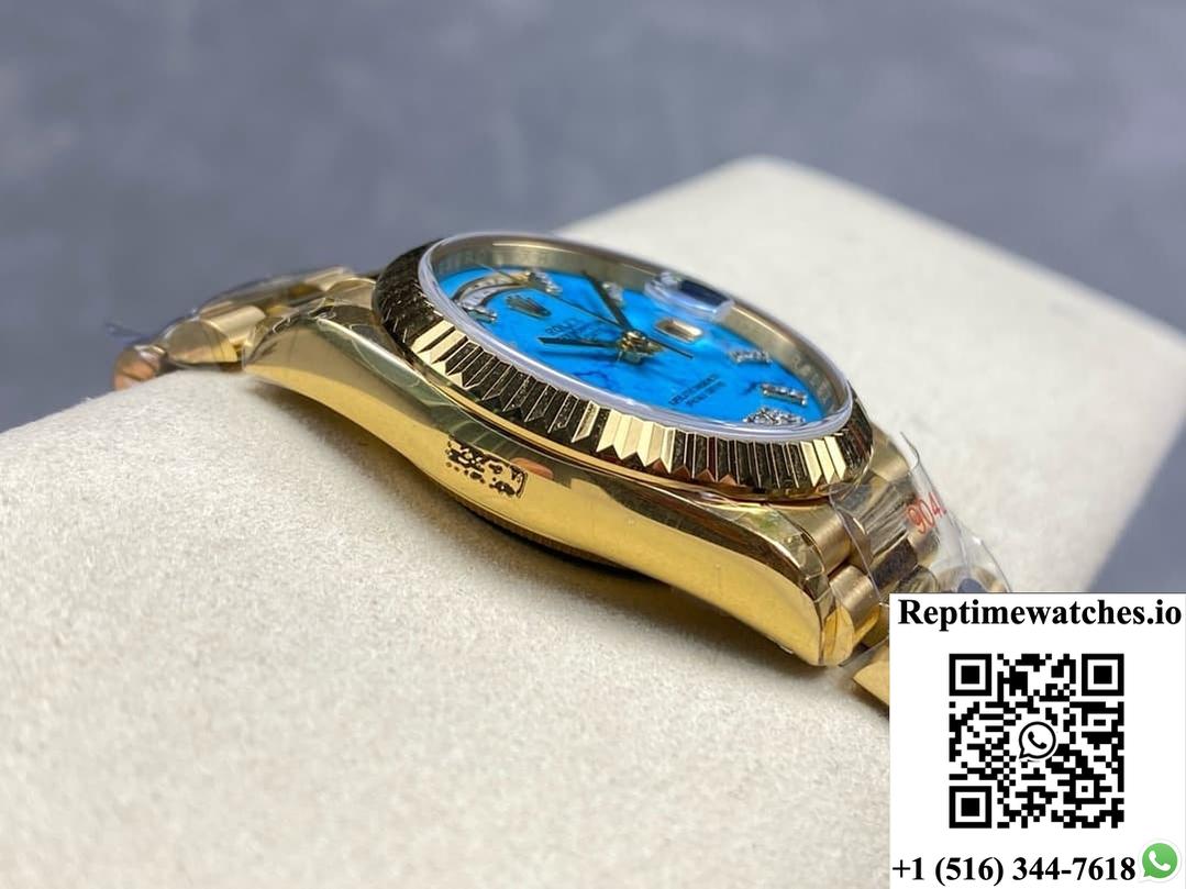 Rolex Day-Date model m128238-0071 8+ Factory date display