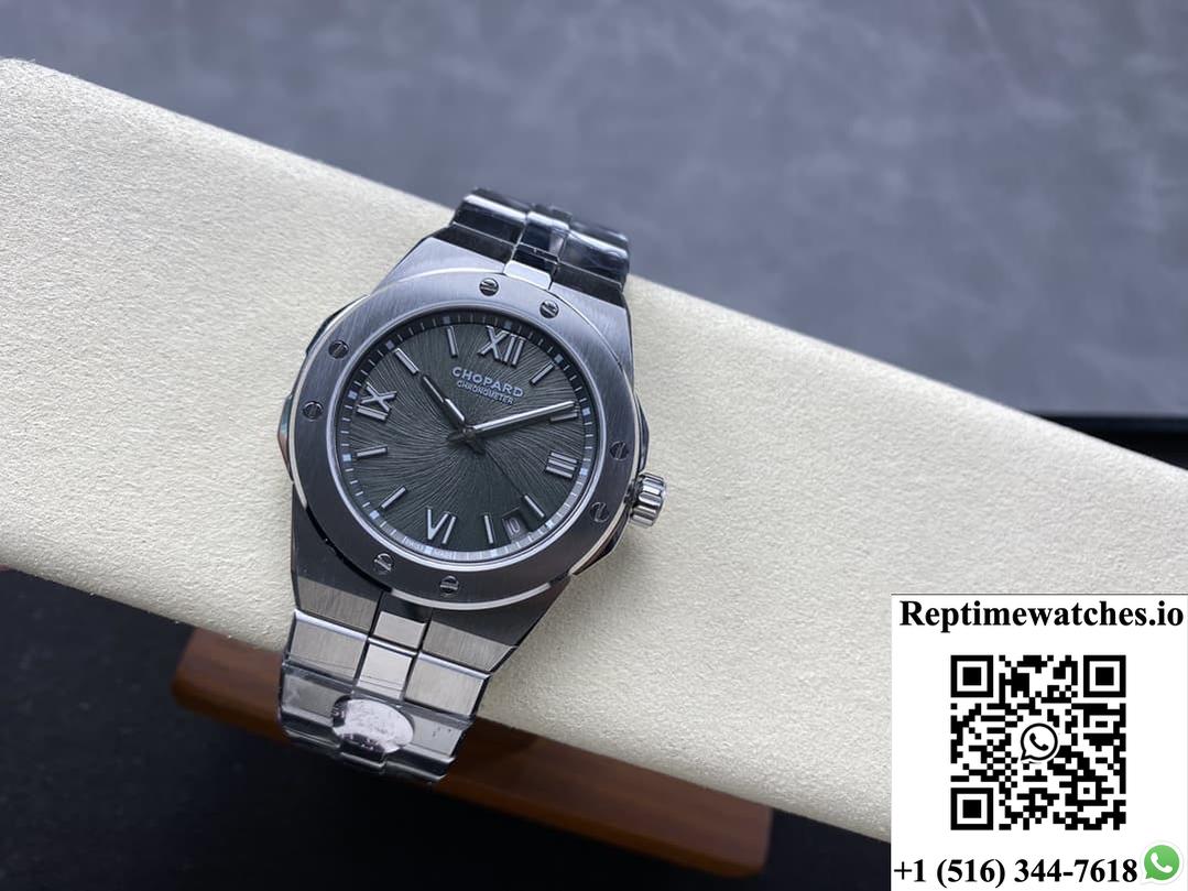 Chopard Snow Mountain Pride Wing 298600-3002 GH Factory Date Display