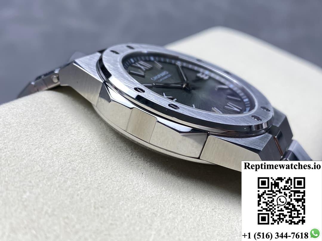 Chopard Snow Mountain Pride Wing 298600-3002 GH Factory Date Display