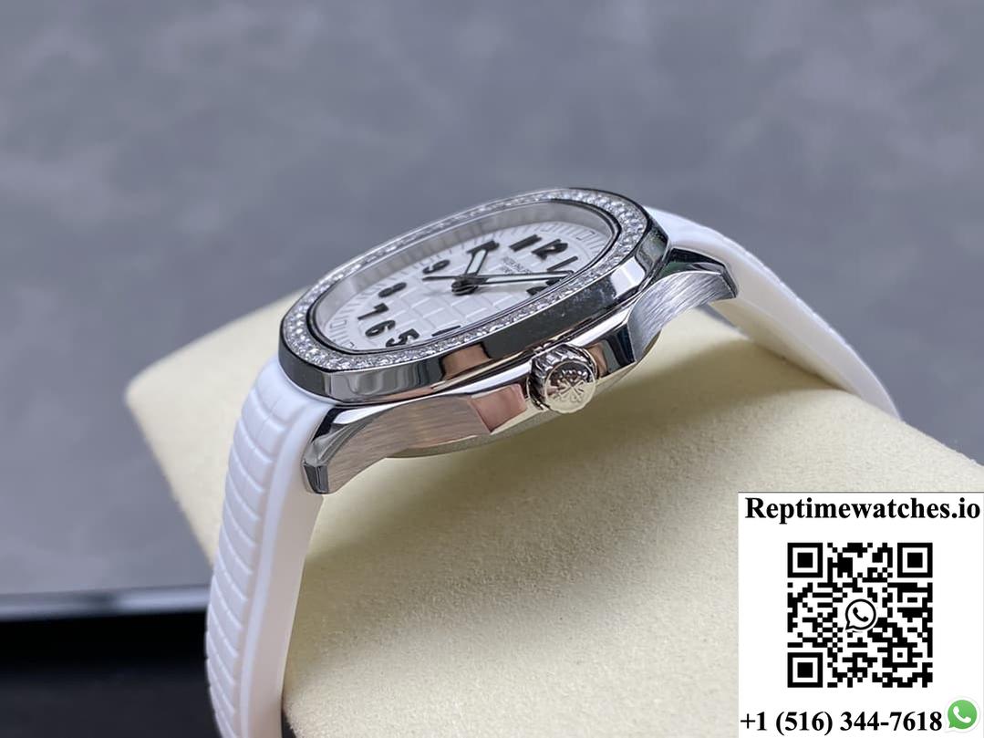 Patek Philippe AQUANAUT 5267-200A-010 GR Factory Stainless Steel Bezel