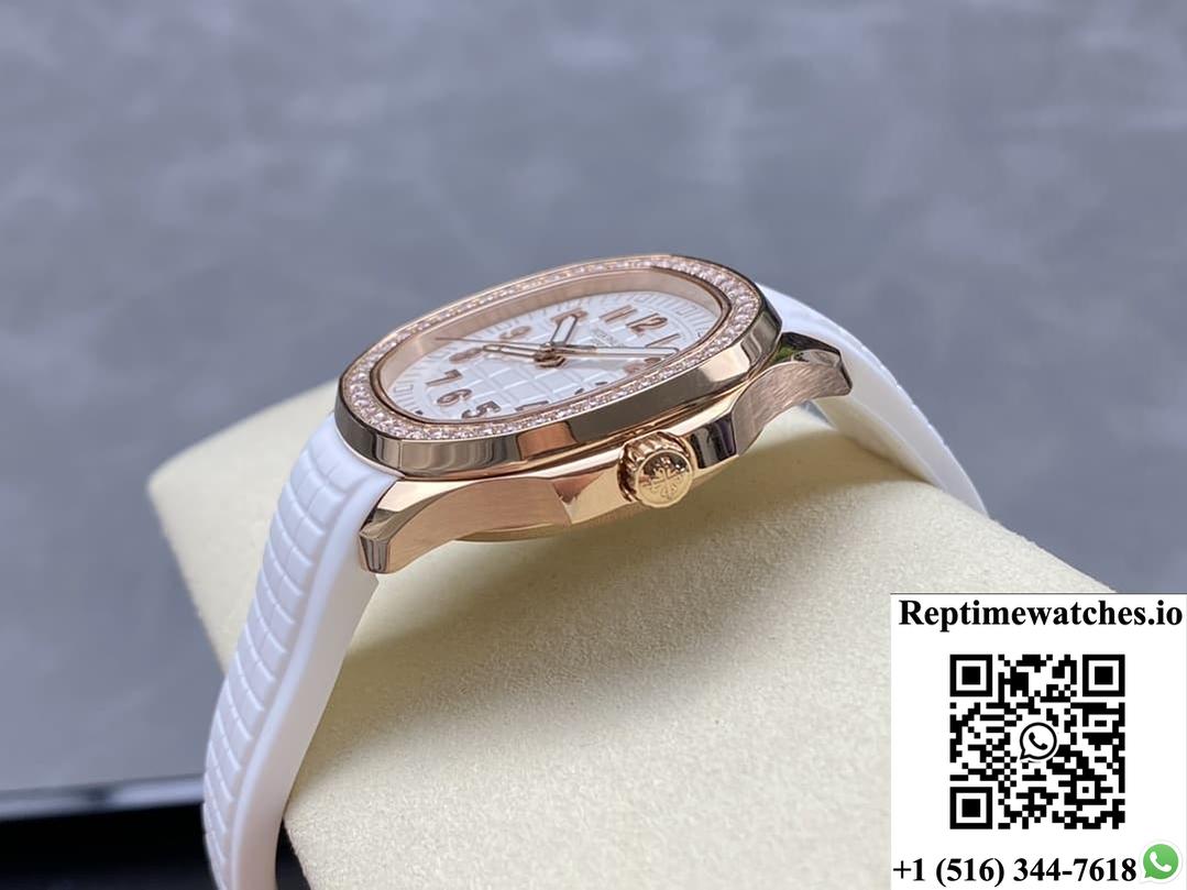 Patek Philippe AQUANAUT 5267-200R-001 GR Factory Dual Time Zone