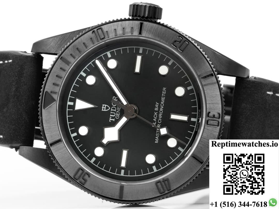 Tudor Black Bay M79210CNU-0001 GR factory ceramic case