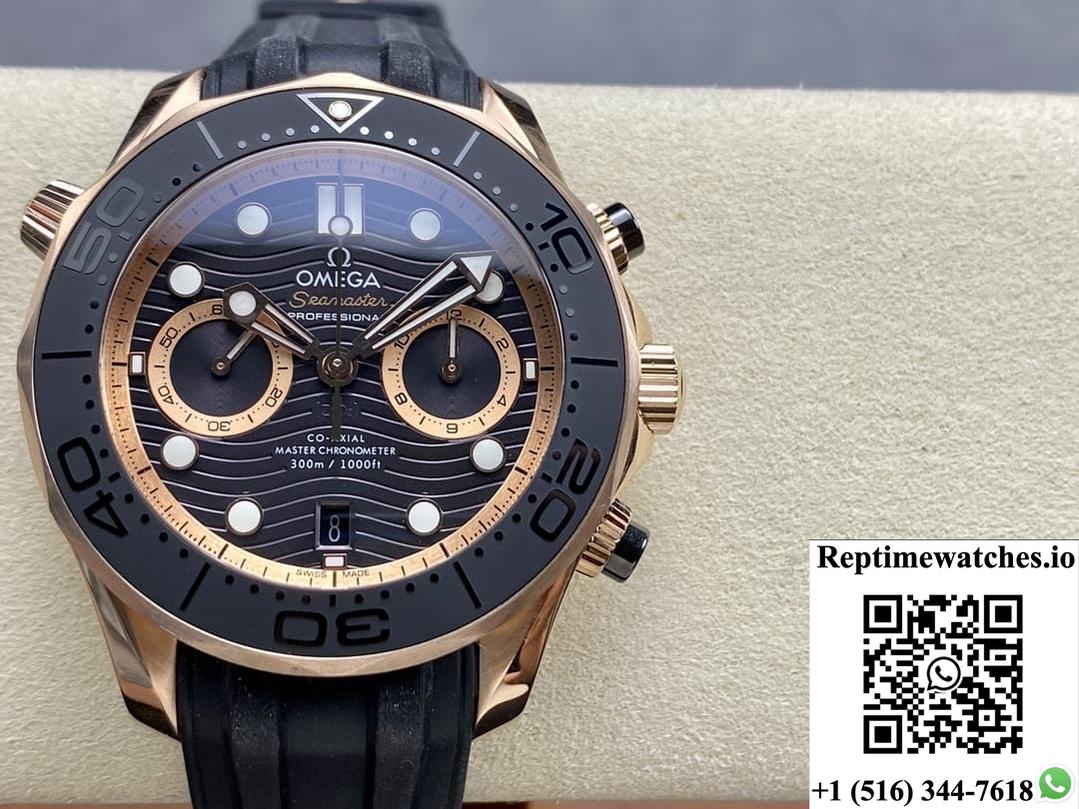 Omega Seamaster 210.62.44.51.01.001 N1 factory luminous hour markers