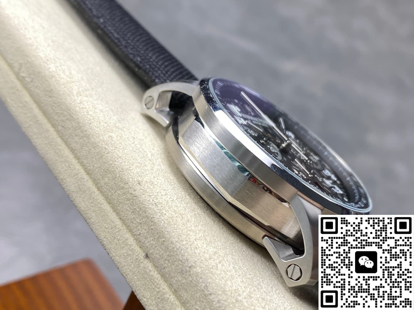 Audemars Piguet CODE 11.59 26048 APF Factory Date Display