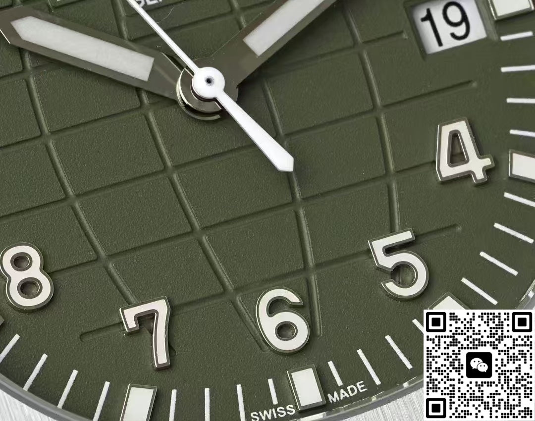 Patek Philippe Aquanaut 5168G-010 APW Factory Date Display