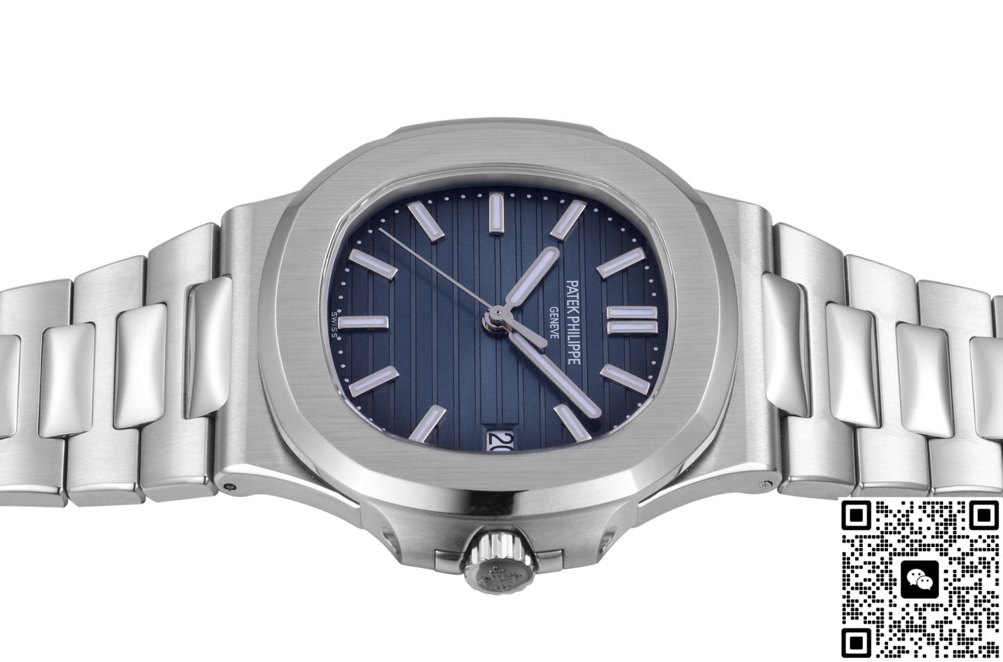 Patek Philippe Nautilus 5711-1P BB Factory Date Display