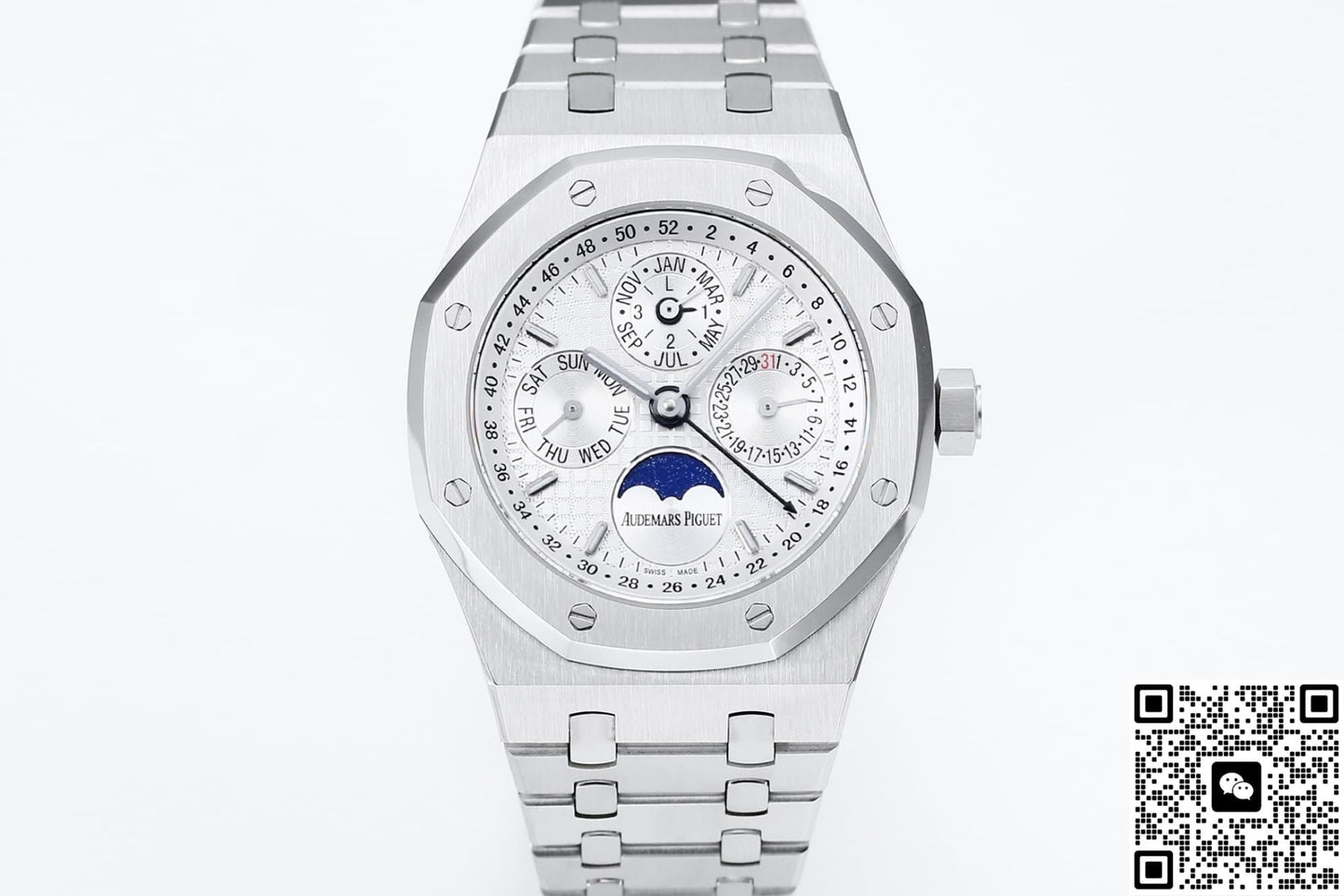 Audemars Piguet Royal Oak 26574ST.OO.1220ST.001 BBS Factory Week Display