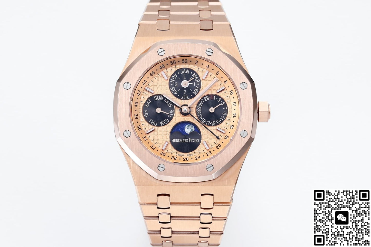 Audemars Piguet Royal Oak 26584OR.OO.1220OR.01 BBS Factory Calendar Display