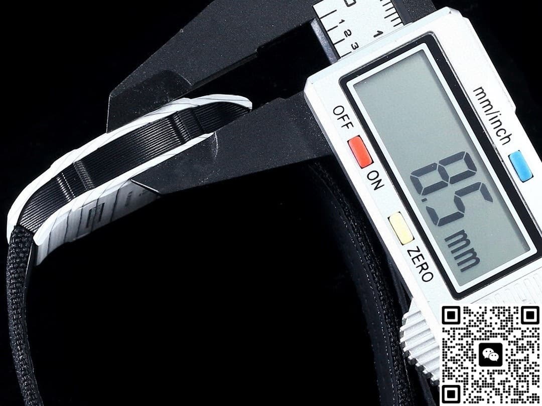 Richard Mille RM27-05 Carbon Fiber