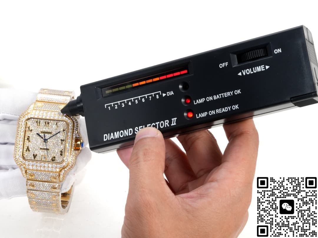 Cartier Santos F4 Factory Date Display