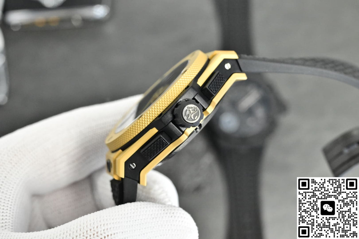 Hublot Big Bang 431.MX.1330.RX LS Factory Date Display
